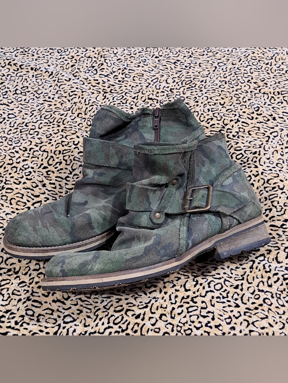 🌈CAMO SUEDE ANKLE BOOTIES FROM BROWNS B2-37